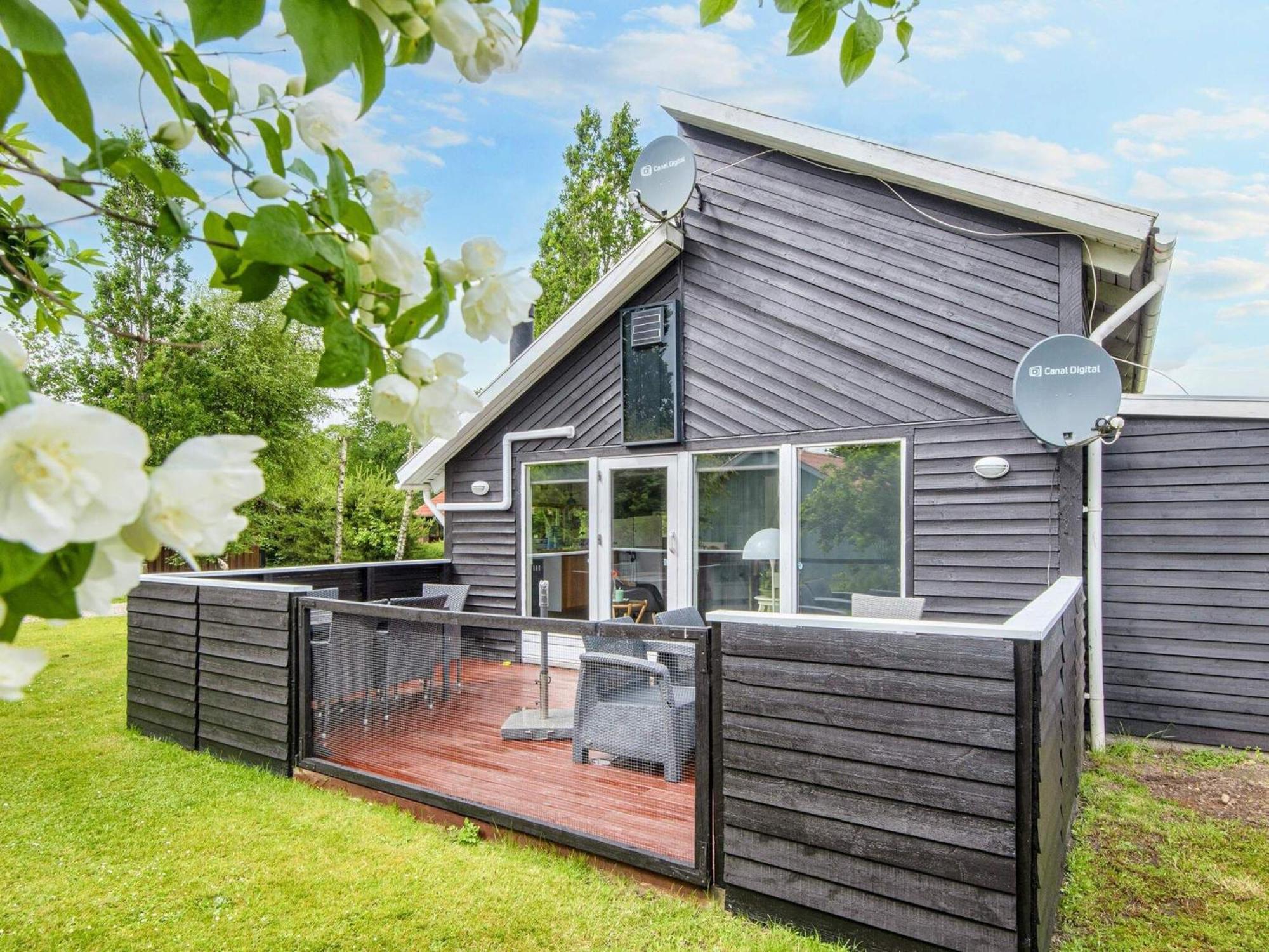 5 Person Holiday Home In Hovborg Buitenkant foto